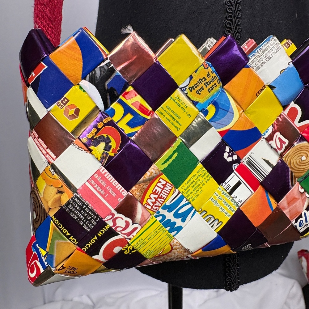 UPCYCLED Handmade Candy Wrapper Multicolored Baguette Bag 90s Y2K - Picture 14 of 16